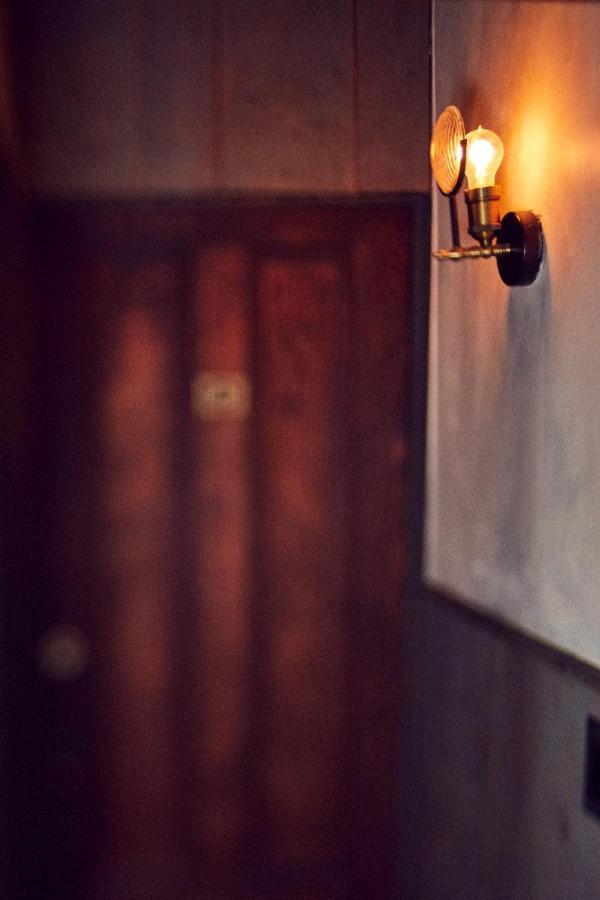 Crew'S Quarters Boarding House - Caters To Men Provincetown Exterior foto